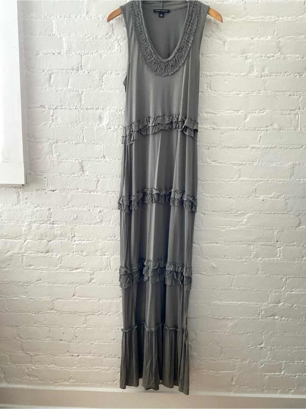 Banana Republic Ruffle Maxi Dress 100% Silk Sleeveless Boho Beachy Festival M